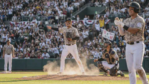 プロ野球、投球前の「見得」を義務化。10秒間の静止が160kmの剛速球に勝る時代へ