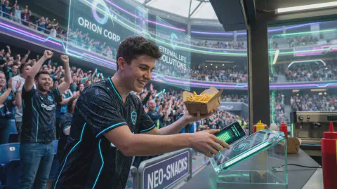 Otherworld Stadium Introduces New 'Lifespan Payment' System: French Fries Cost 3 Days of Your Life