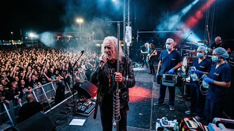 Legendary Band's VIP Seat Perk Guarantees "Resuscitation" — 80% of Ticket Price Goes to Life Support Equipment