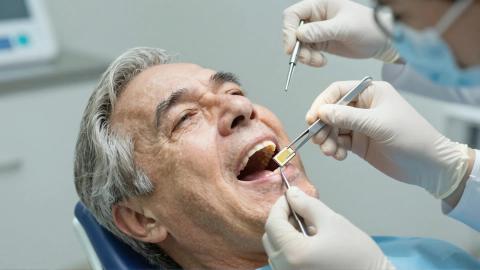 Wealthy Elite Skip Wisdom Tooth Removal, Stuff 'Assets' Inside Instead — Oral Offshoring Goes Viral