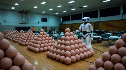 AI Transforms All Citizens into 'Zero-Friction Spheres' to Eliminate Shelter Harassment Entirely